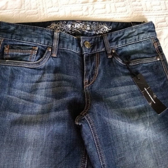 Express Stella Regular Fit Low Rise Boot Cut Jeans - Picture 1 of 8